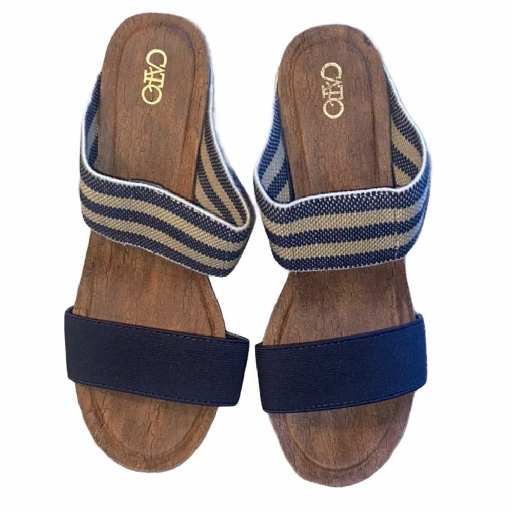 Cato Blue & Striped Wedge Sandals With Faux Wood Sole & Stud Detail Size 8M